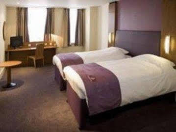 Premier Inn Wolverhampton City Centre Exteriör bild